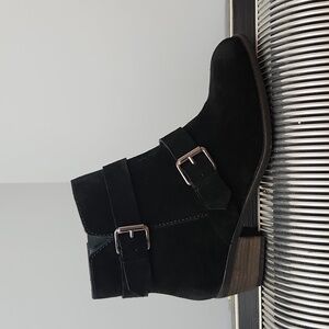 AMAZING JOURNEE BLACK SUEDE INSIDE ZIP ANKLE BOOTS